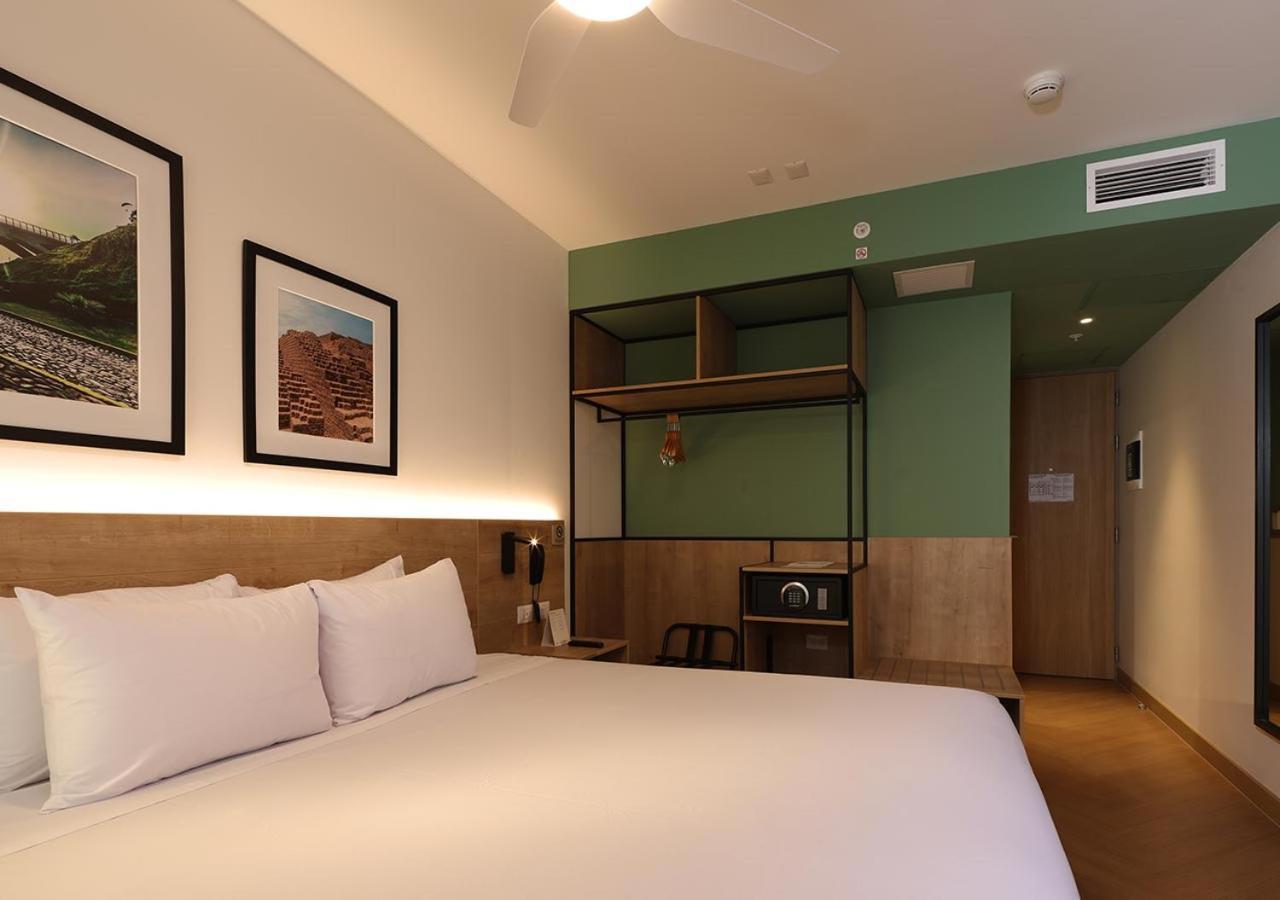 Casa Andina Standard Benavides Hotel Lima Bagian luar foto