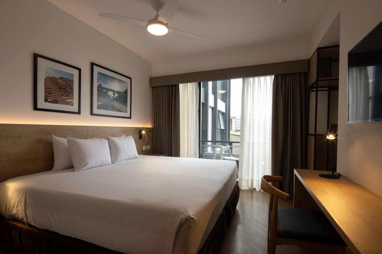 Casa Andina Standard Benavides Hotel Lima Bagian luar foto