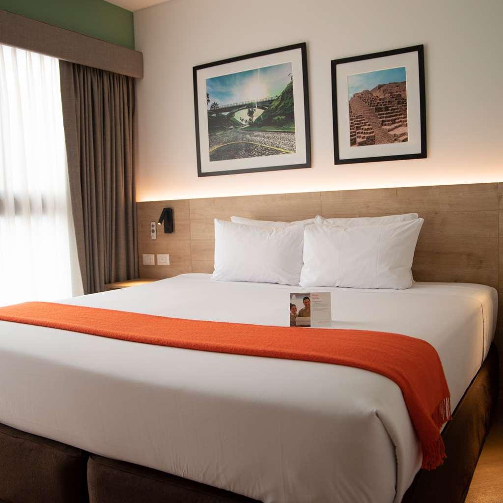 Casa Andina Standard Benavides Hotel Lima Ruang foto